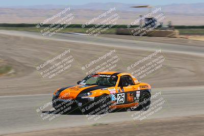 media/Jun-02-2024-CalClub SCCA (Sun) [[05fc656a50]]/Group 5/Race/